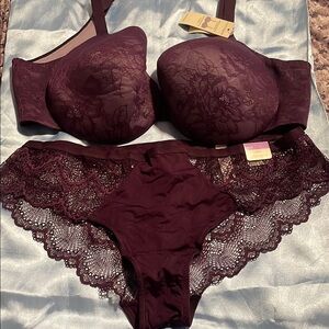 Cacique Purple Lace Bra Intimates with matching Lacey panties full lace panties